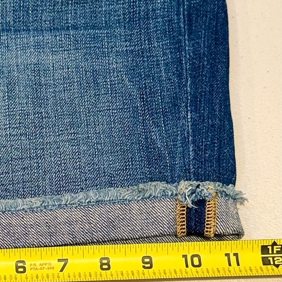 NWT Lucky Brand Women’s Laguna Denim Medium Wash Mid Rise Cotton Short Size 28/6 - Picture 13 of 14